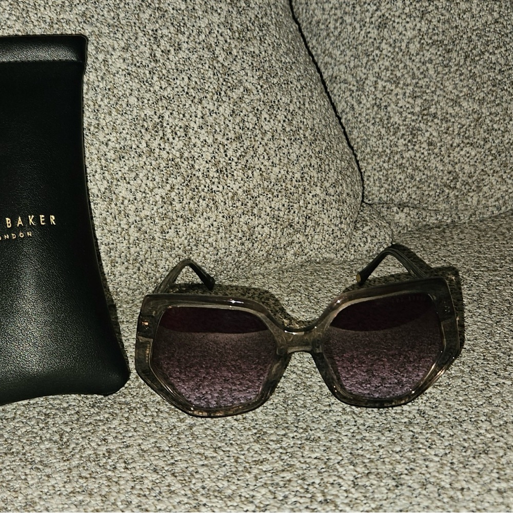 New Ted Baker sunglasses with case